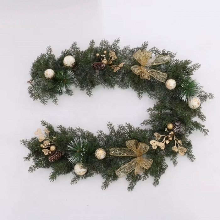 Luxury Decorated Hand-made Artificial PE Christmas Table Tree