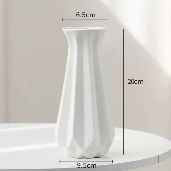 White Ceramic Simple Vase