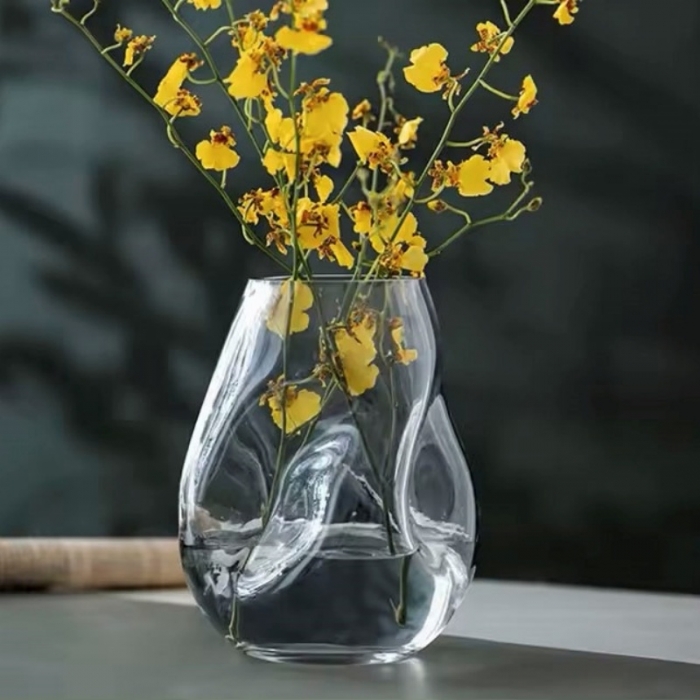Clear champagne glass vase with luster outside