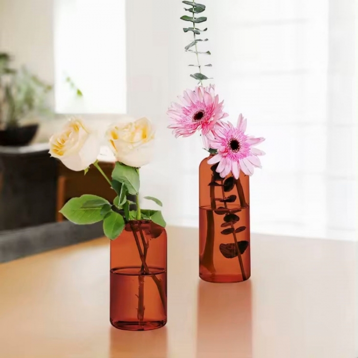 Clear glass vase