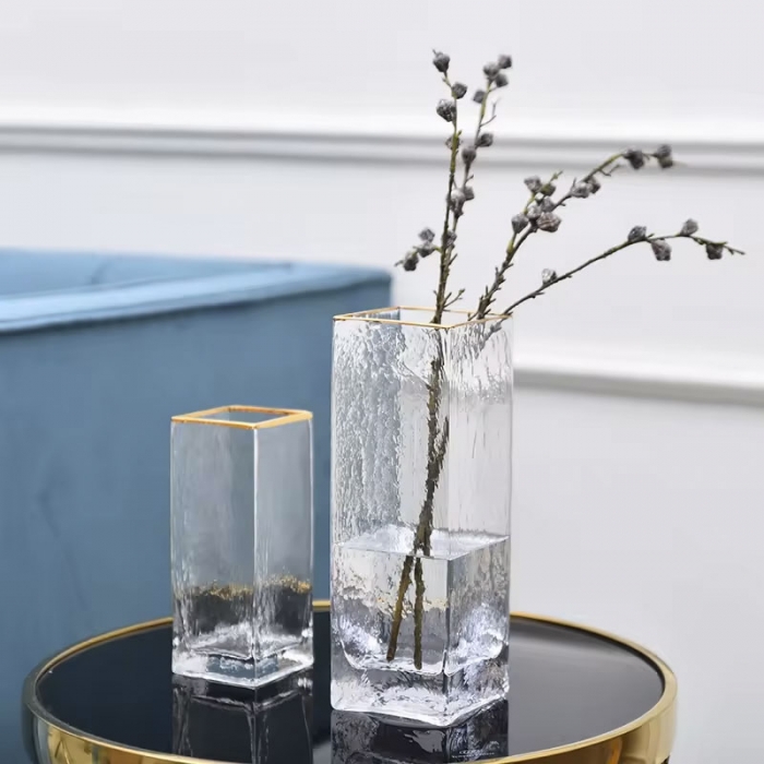 Clear glass vase