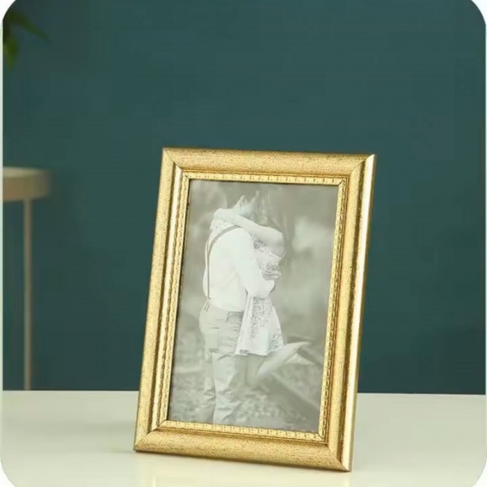 Black and Gold Plastic Picture Frame